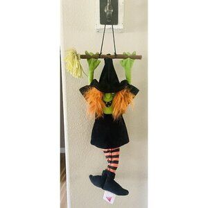 Vintage Hanging Halloween Witch Musical Plush Dakin 1991 Lullaby Pull Legs Child